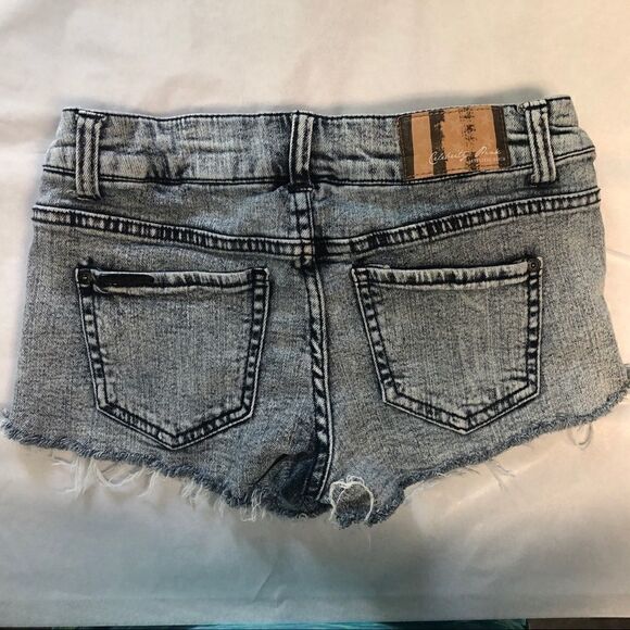 Celebrity Pink Size 3 Jean Shorts!! - Picture 7 of 9